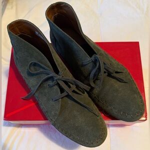 AEROSOLES Olive Suede Lace-Up Booties